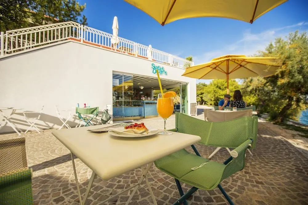 Hotel Bungalow Luxury Mobile Homes Belvedere Seget Vranjica