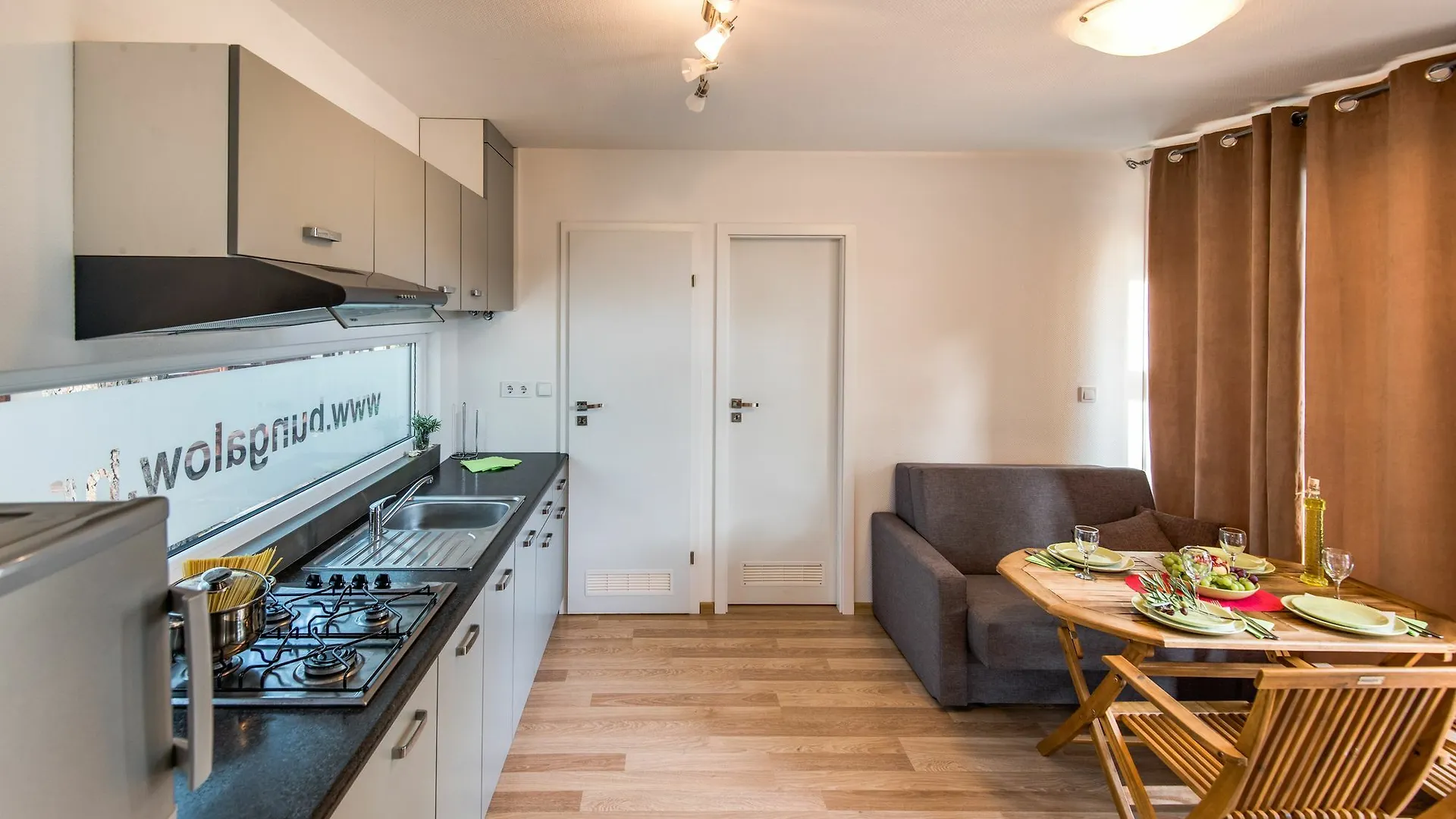 Bungalow Luxury Mobile Homes Belvedere Seget Vranjica 4*,  Croatia