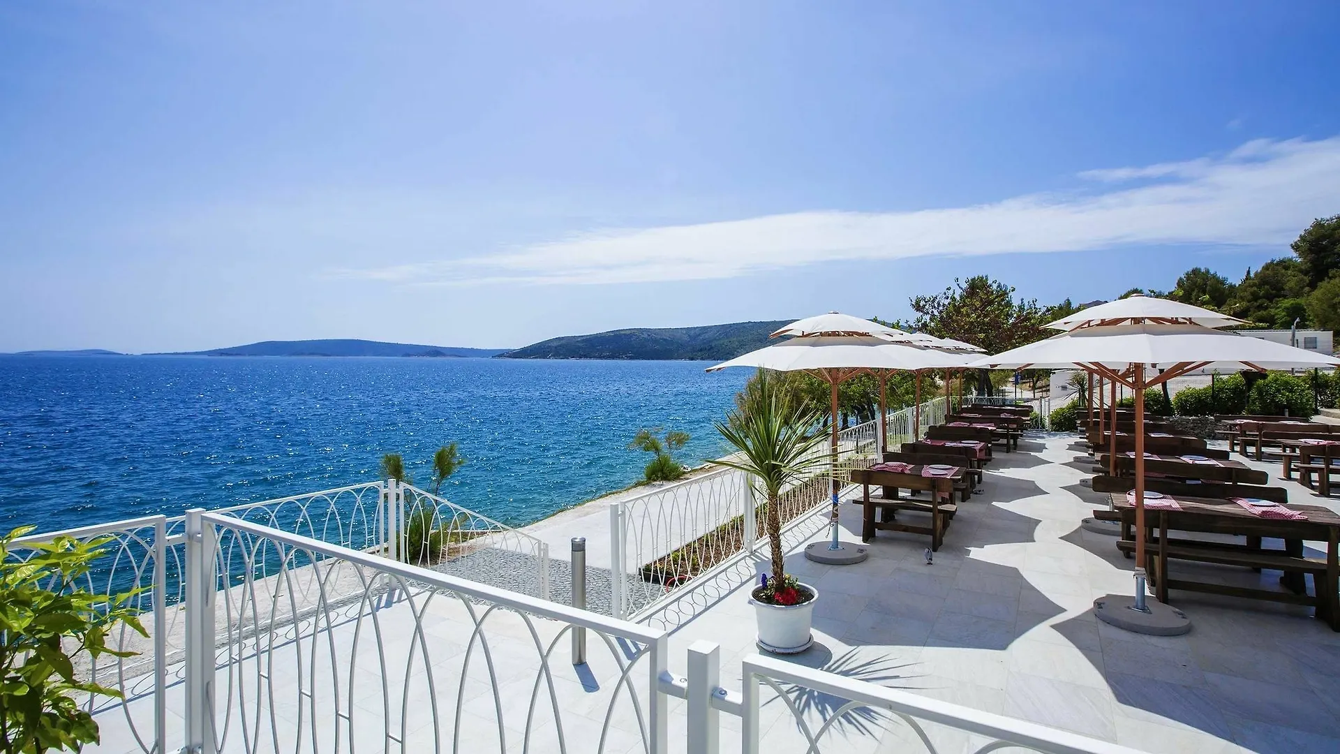 Bungalow Luxury Mobile Homes Belvedere Seget Vranjica 4*,  Croatia